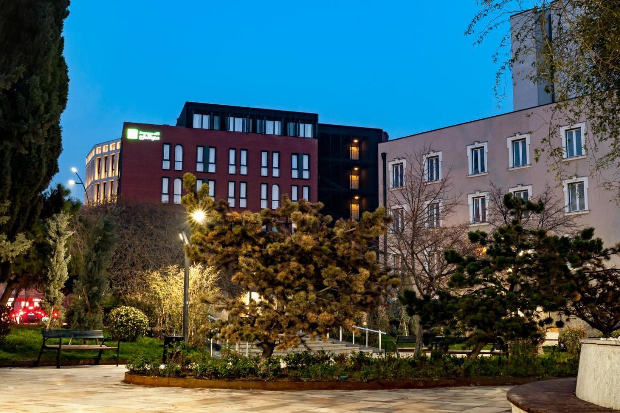 Holiday Inn Express Tbilisi Avlabari By Ihg Kültér fotó