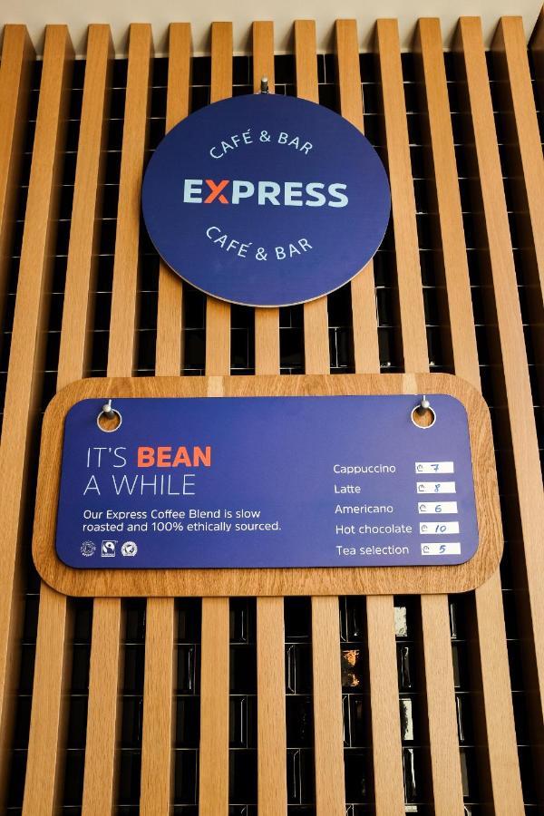 Holiday Inn Express Tbilisi Avlabari By Ihg Kültér fotó