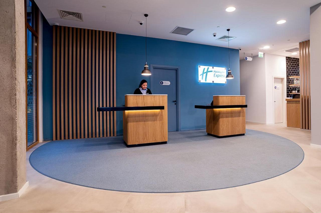 Holiday Inn Express Tbilisi Avlabari By Ihg Kültér fotó