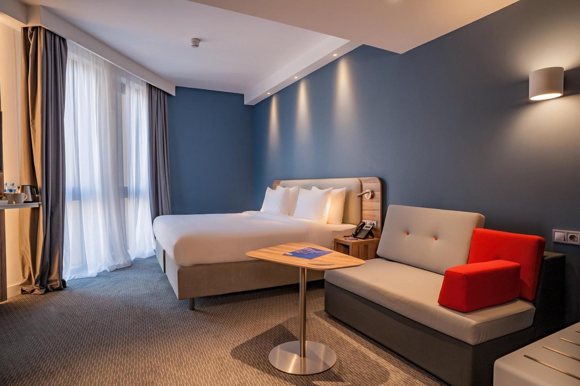 Holiday Inn Express Tbilisi Avlabari By Ihg Kültér fotó