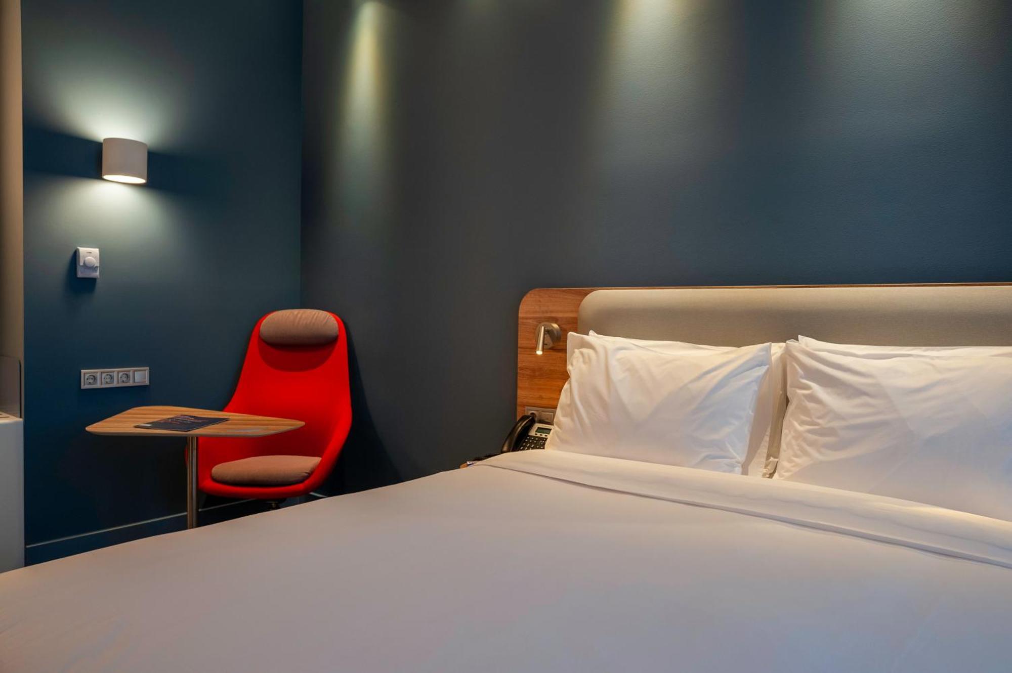 Holiday Inn Express Tbilisi Avlabari By Ihg Kültér fotó